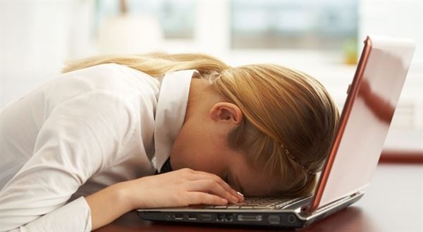Mệt mỏi, uể oải, chóng mặt hay buồn ngủ là bệnh gì?