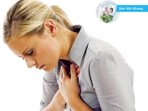 Tức ngực khó thở là triệu chứng của bệnh gì?