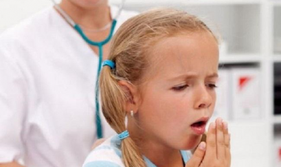 cham-soc-tre-trong-mua-he