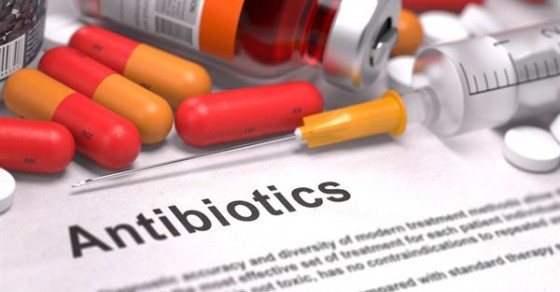 Làm thế nào để sử dụng nhóm kháng sinh điều trị viêm đường hô hấp trên một cách hiệu quả và an toàn?
